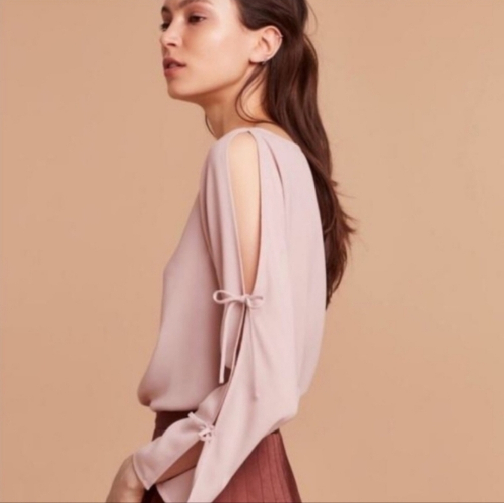 Wilfred Blush Pink Pozzi Blouse Womens Size XS Long Tie Sleeve Aritzia Top - Picture 10 of 13
